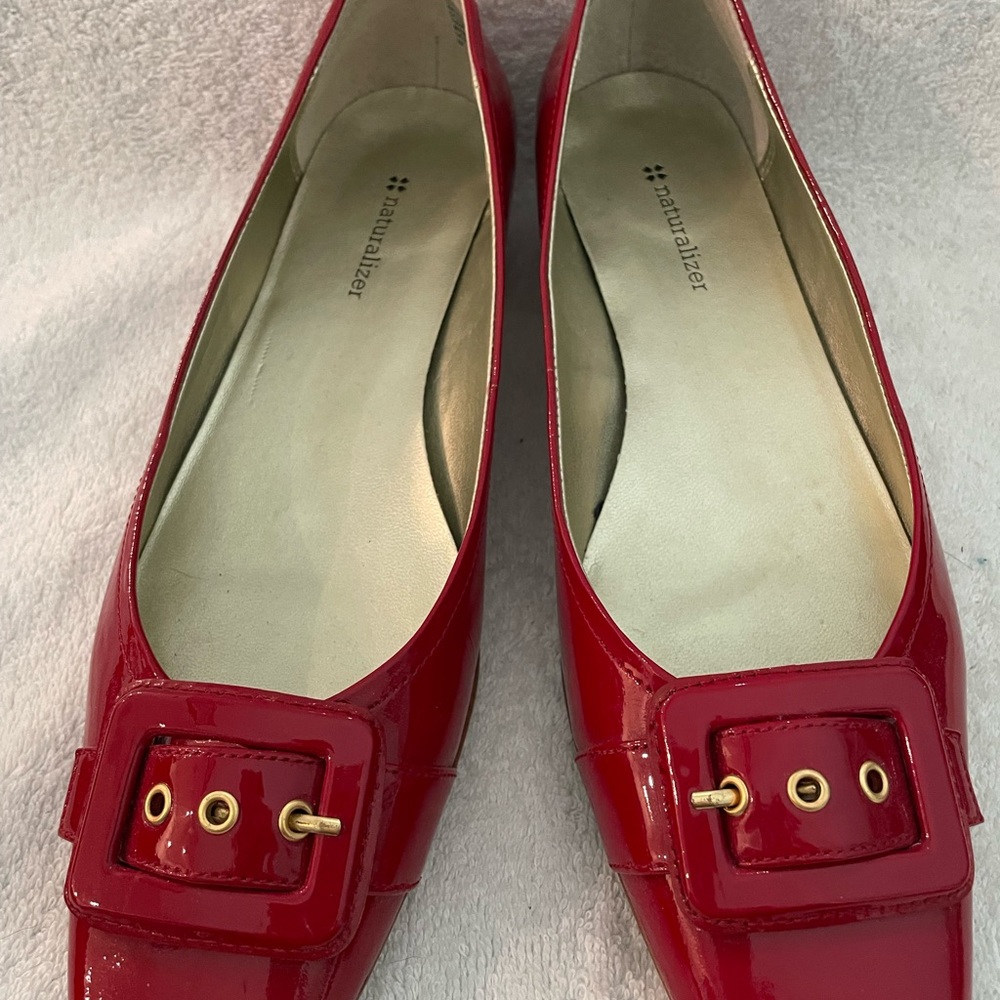 Naturalizer ladies red pumps - Picture 2 of 2
